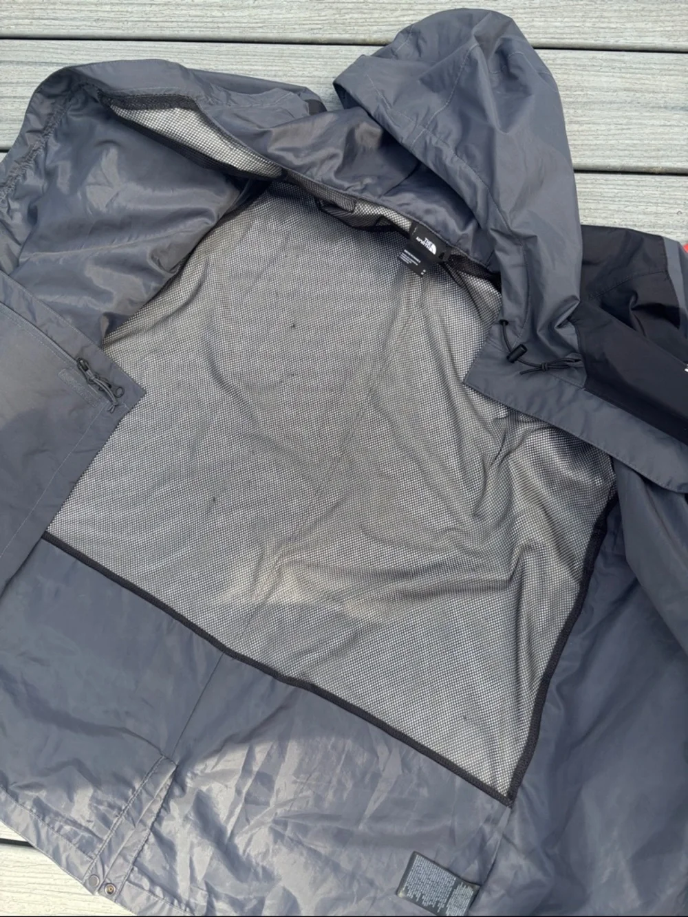 Men’s Antora Rain Parka is waterproof, breathable, the north face